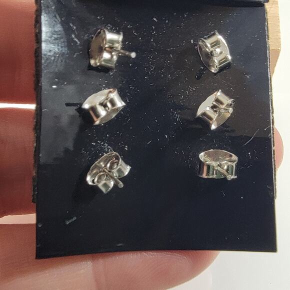 Vintage "Diamond Trio" Stud Earrings Set, 3 Pairs with Pink, Green & Blue Stones - Picture 9 of 10